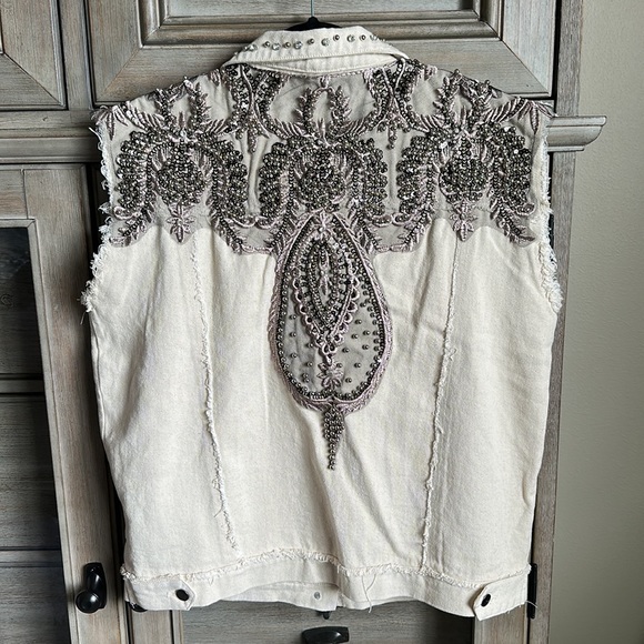 POL BEDAZZLED DENIM VEST - Picture 4 of 6